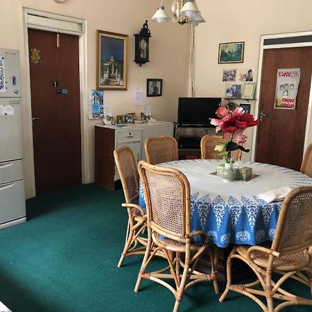 Astani Family Home Букитинги Екстериор снимка