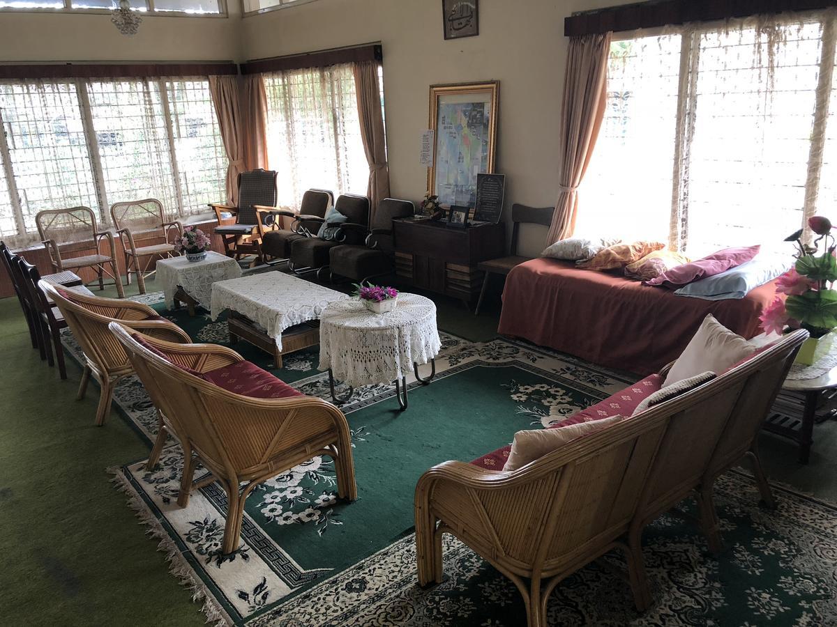 Astani Family Home Букитинги Екстериор снимка